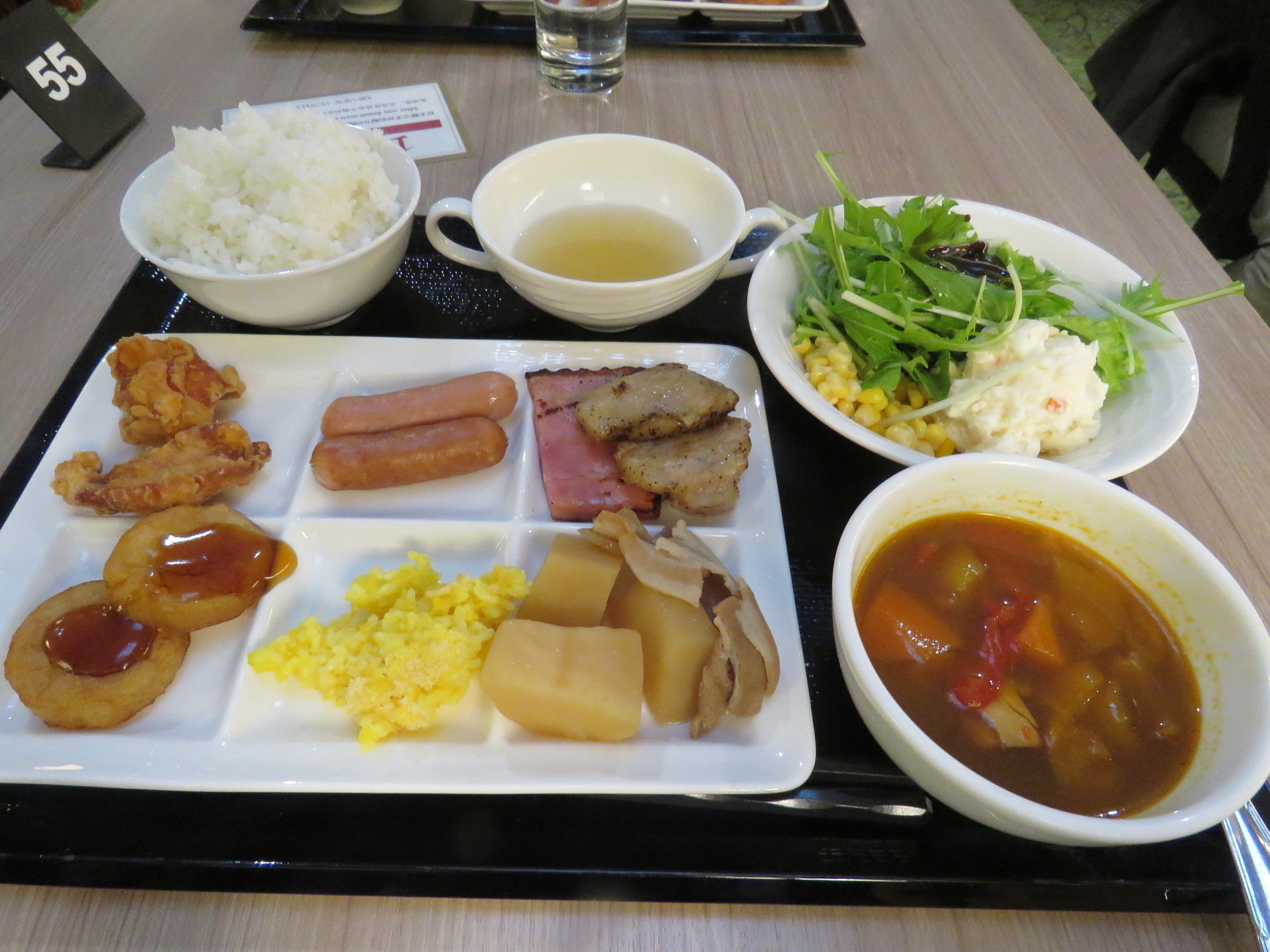 地の物が多くて迷っちゃう！「札幌ビューホテル大通公園」の朝食♪スープカレーも！！（札幌市）: 気まぐれ親父の気分は上々♪